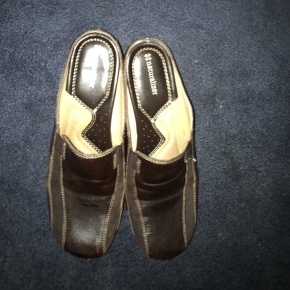 Naturalizer Brown Leather Mules, Sz 9.5 - Picture 2 of 3